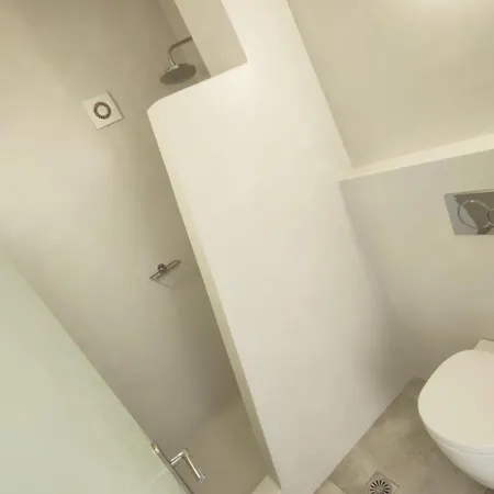 Dream Hotel